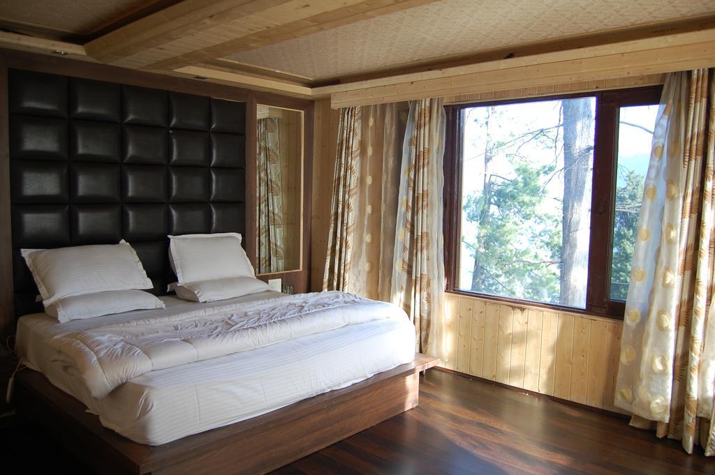 Hotel Zahgeer Continental Gulmarg Pokoj fotografie