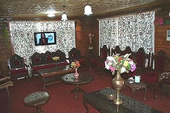 Hotel Zahgeer Continental Gulmarg Exteriér fotografie